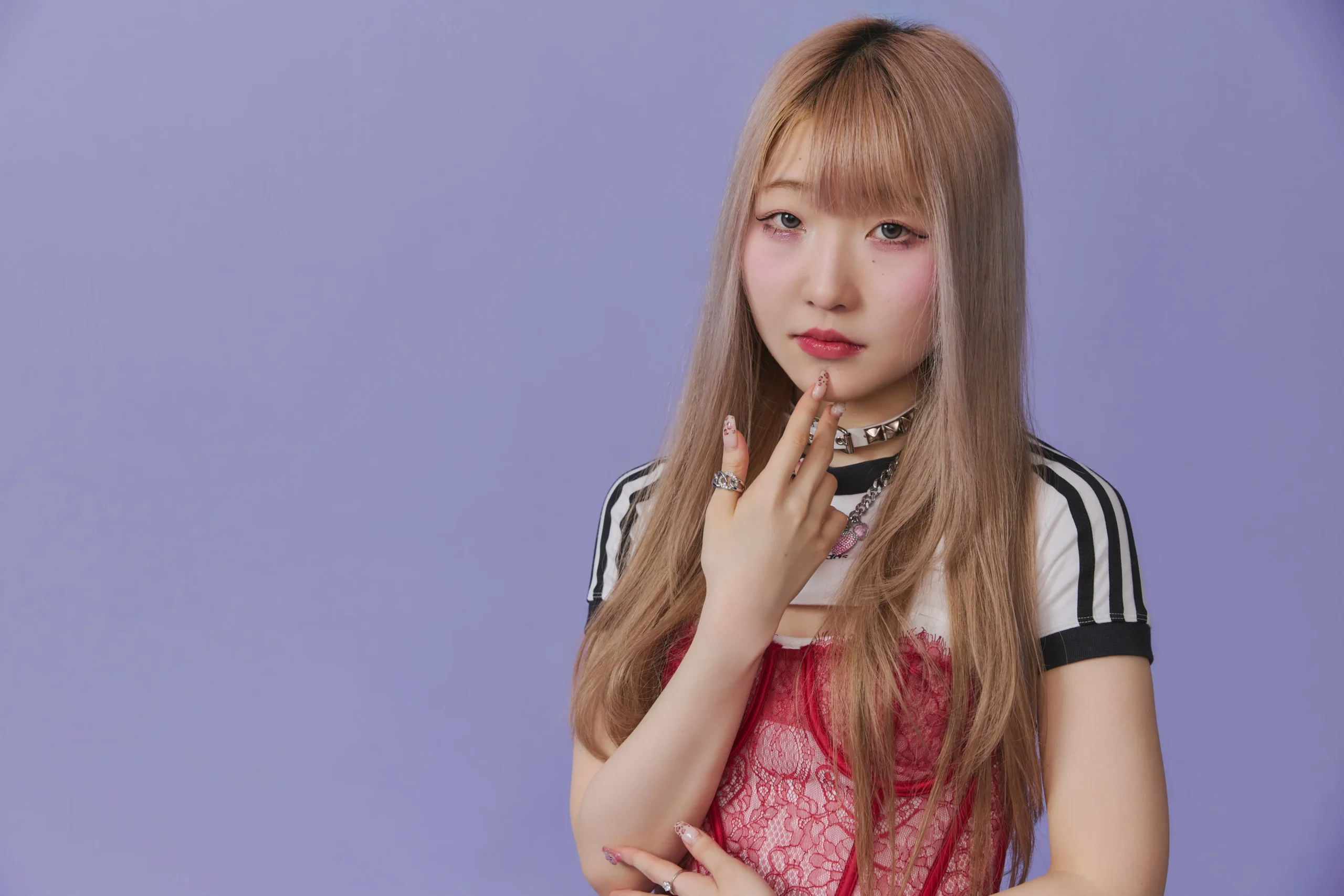 創作の源泉は読者の存在——献鹿狸太朗さん『超正気』刊行記念インタビュー