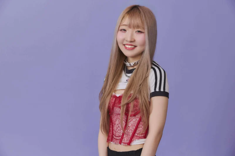 笑顔の献鹿狸太朗さん